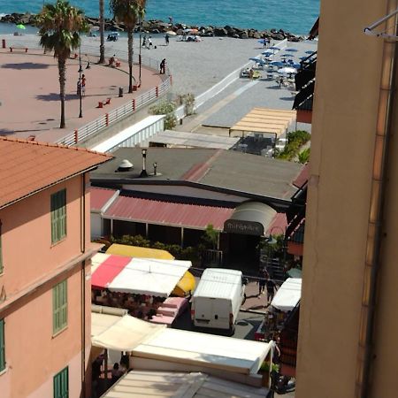 Casa Al Mare Apartment เวนติมิญา ภายนอก รูปภาพ