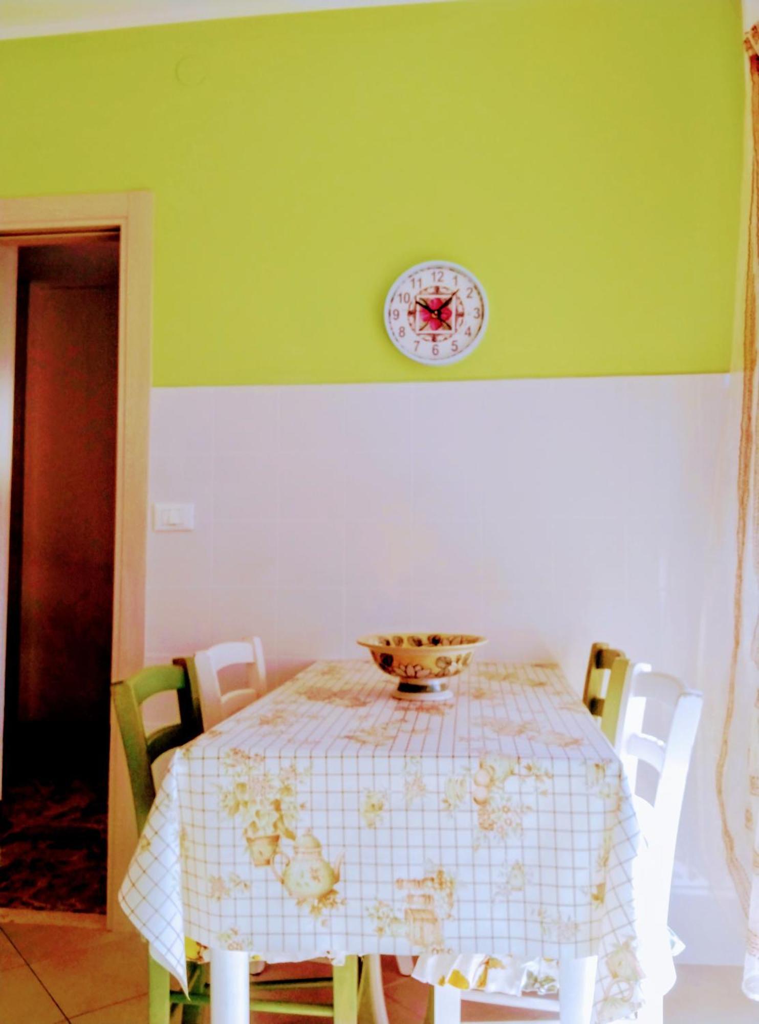 Casa Al Mare Apartment เวนติมิญา ภายนอก รูปภาพ