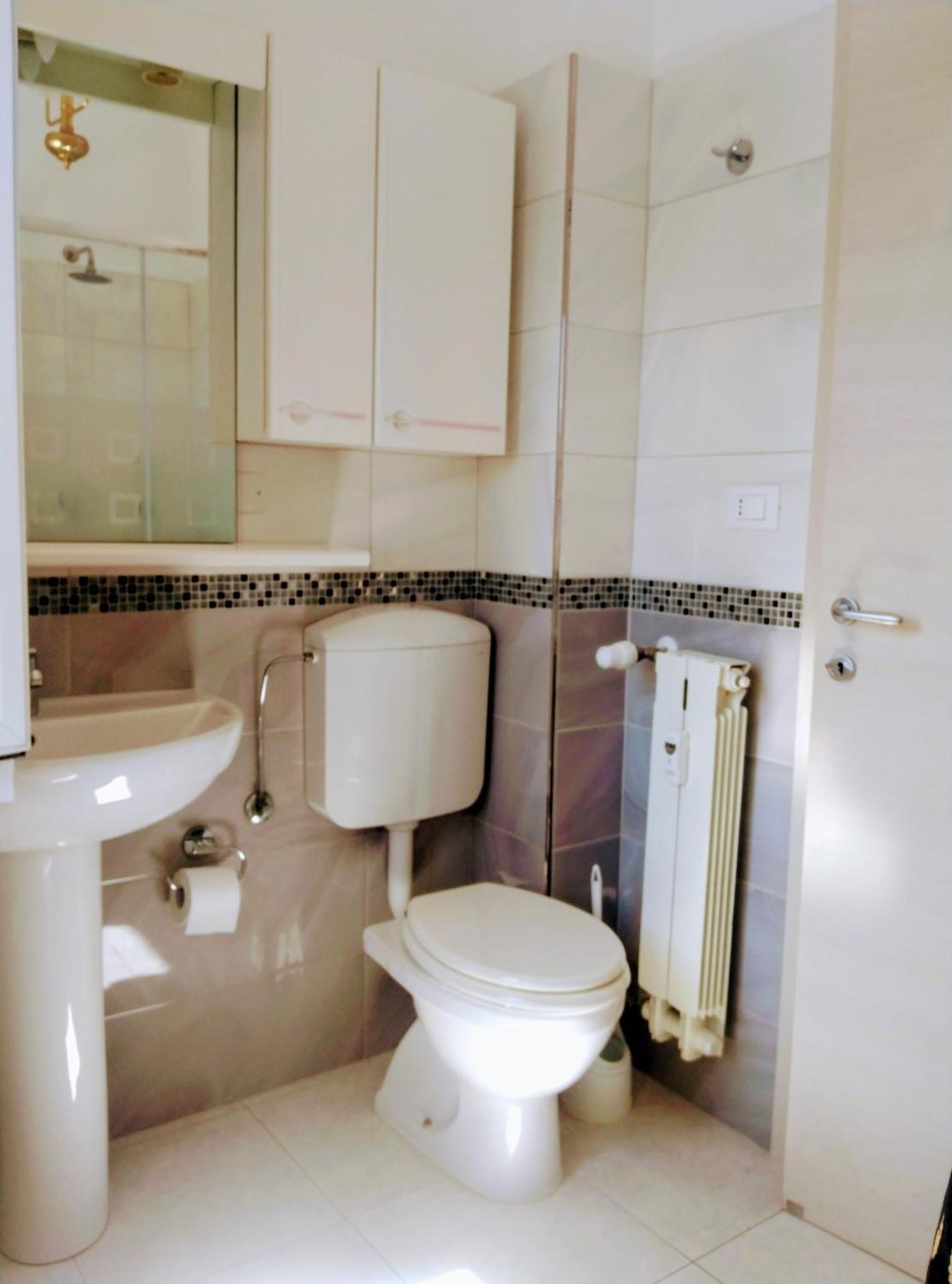 Casa Al Mare Apartment เวนติมิญา ภายนอก รูปภาพ