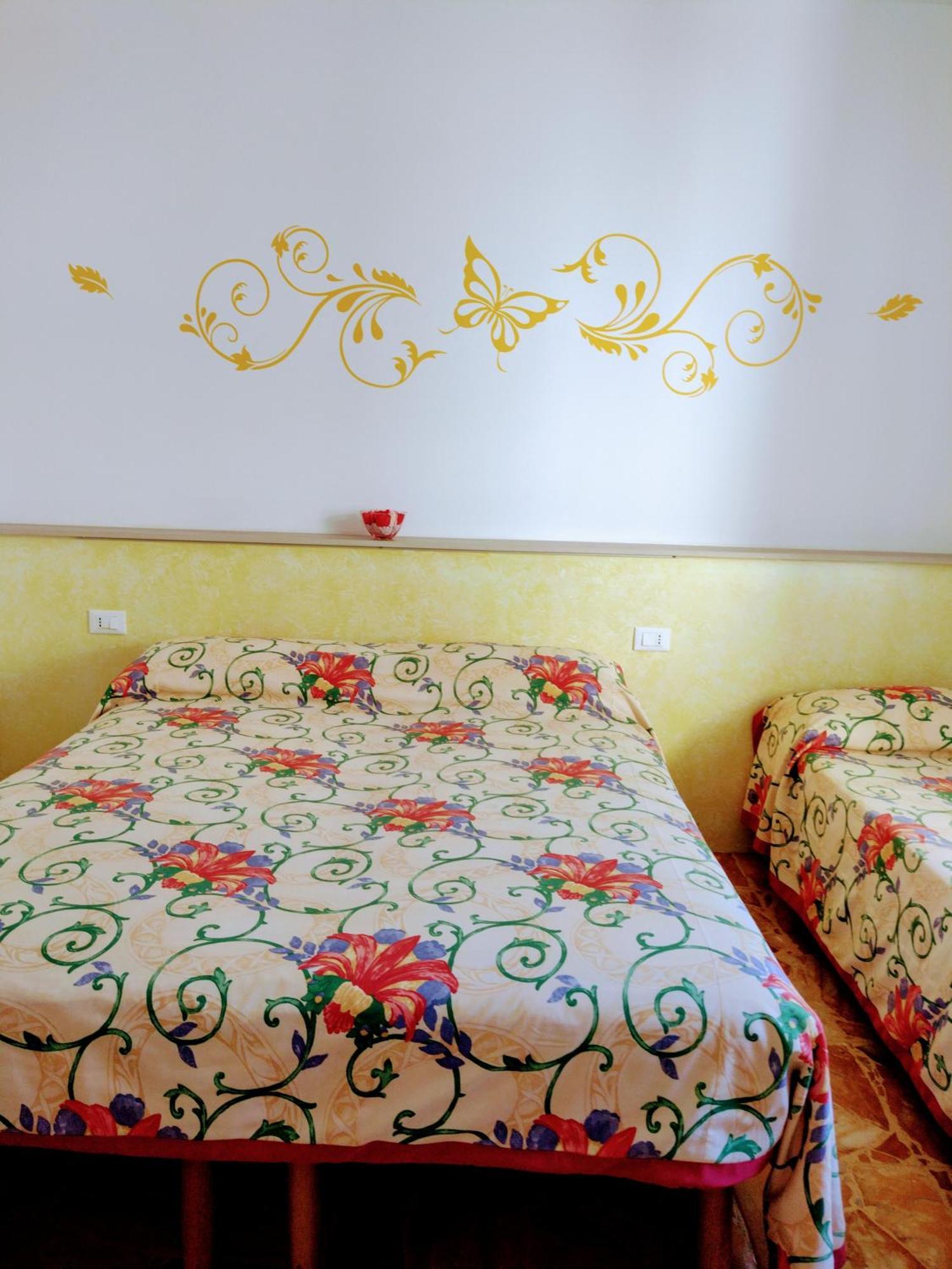 Casa Al Mare Apartment เวนติมิญา ภายนอก รูปภาพ